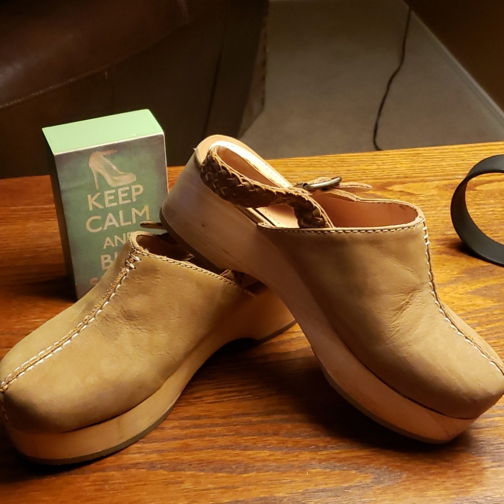 mtng braided leather slingback wooden clogs NWT